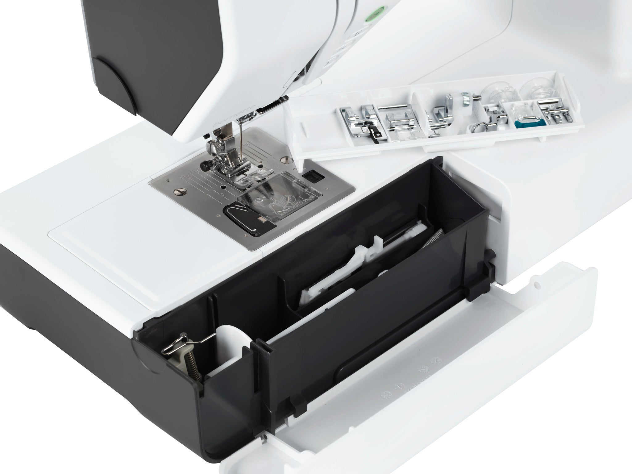 bernette 79 sewing/embroidery