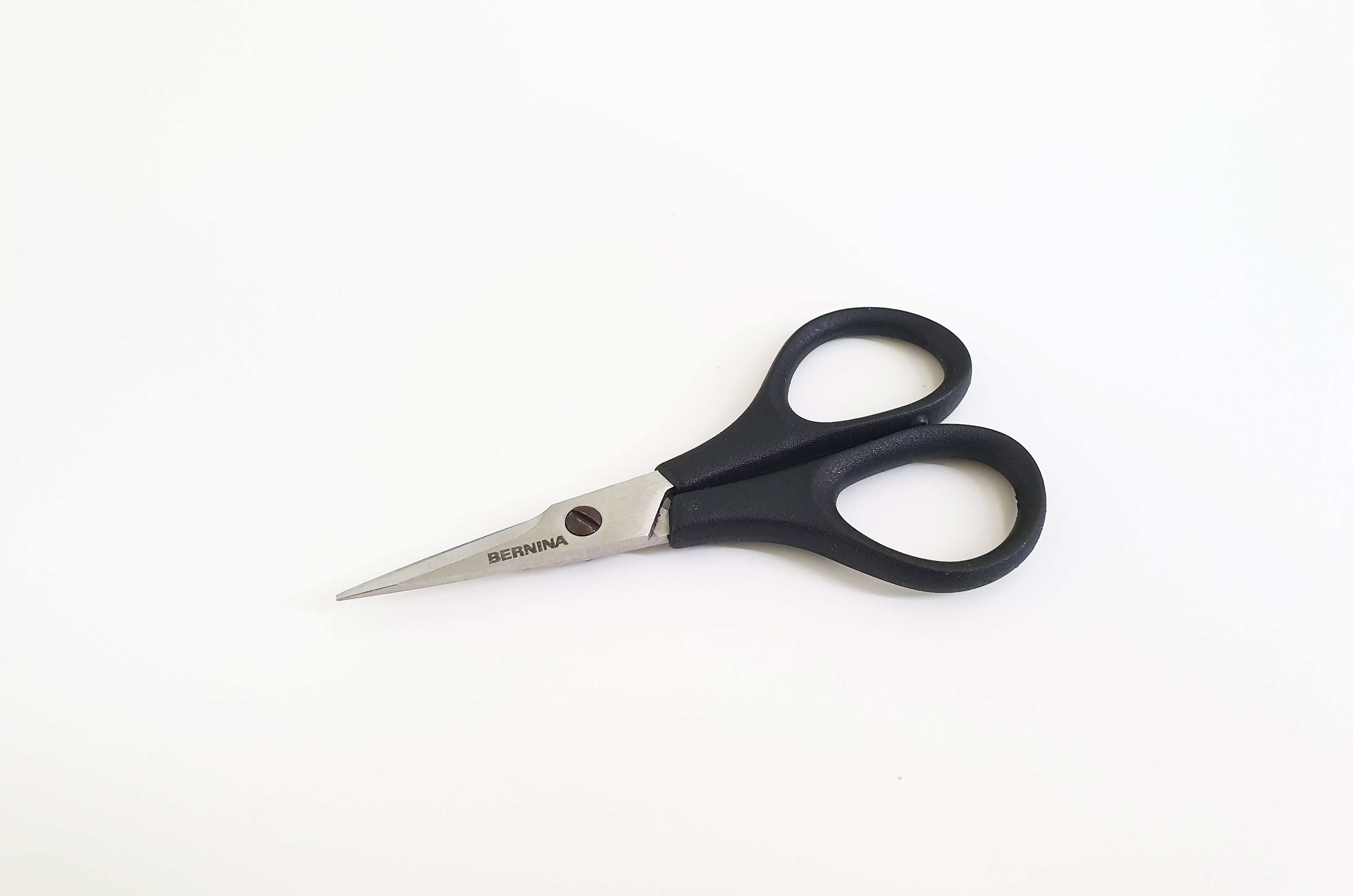 BERNINA Embroidery Scissors - BERNINA Singapore